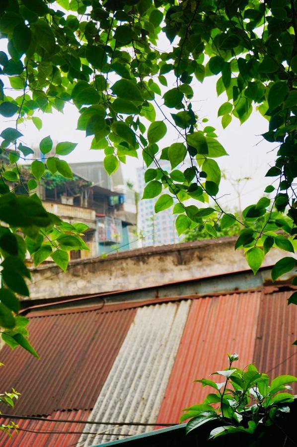 Chu Nhat Cafe & Homestay - 12 Ngo 41 Duong Lang - Co So 1 Ханой Екстер'єр фото