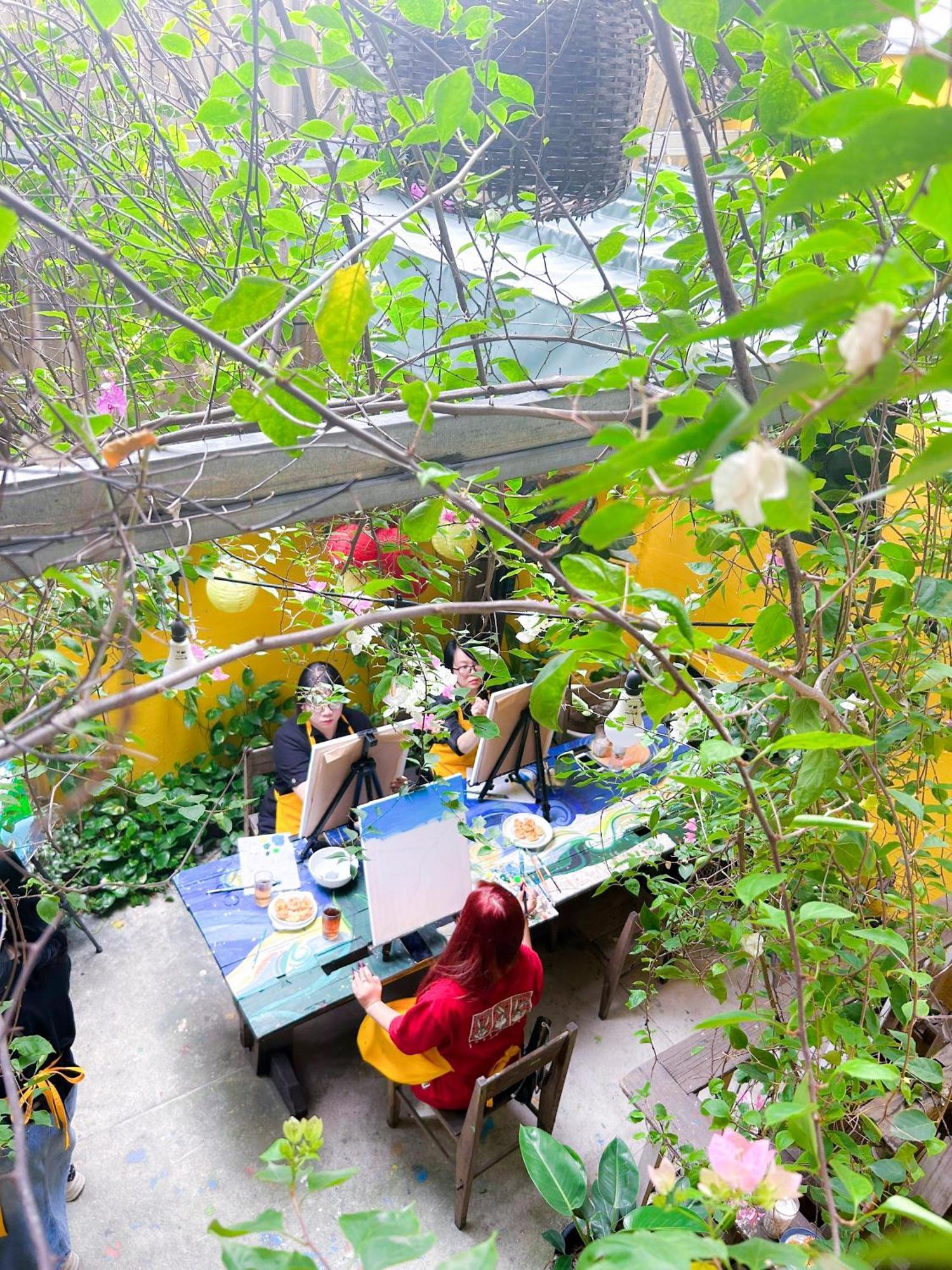 Chu Nhat Cafe & Homestay - 12 Ngo 41 Duong Lang - Co So 1 Ханой Екстер'єр фото